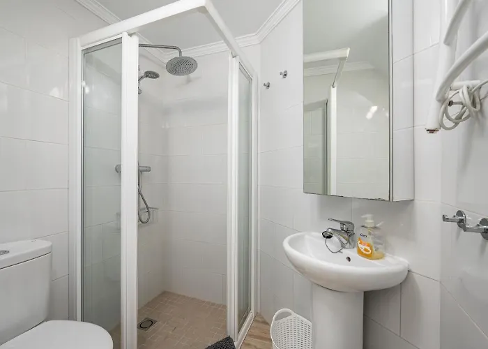 Cozy Two-storey House With Terrace In * 内尔哈