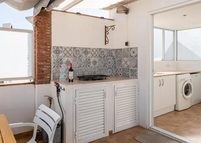 度假居 Cozy Two-storey House With Terrace In