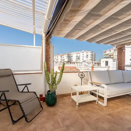 Cozy Two-storey House With Terrace In * 内尔哈